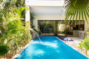 Luxurious Villa at exclusive gated community La Privada Aldea Zama, 5 Bedroom Private Pool & Concierge Service